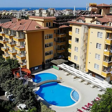 Rose Garden Aparthotel 2*